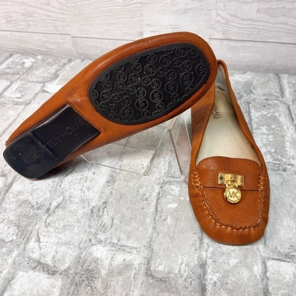 Michael Kors Size 8 Tan Women's Moccasin Loafers - Picture 5 of 6